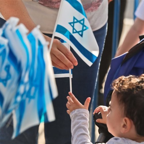 ילדי הגנים חוגגים עצמאות 71 למדינת ישראל