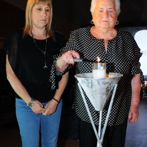 טקס יום הזיכרון לשואה ולגבורה תשע
